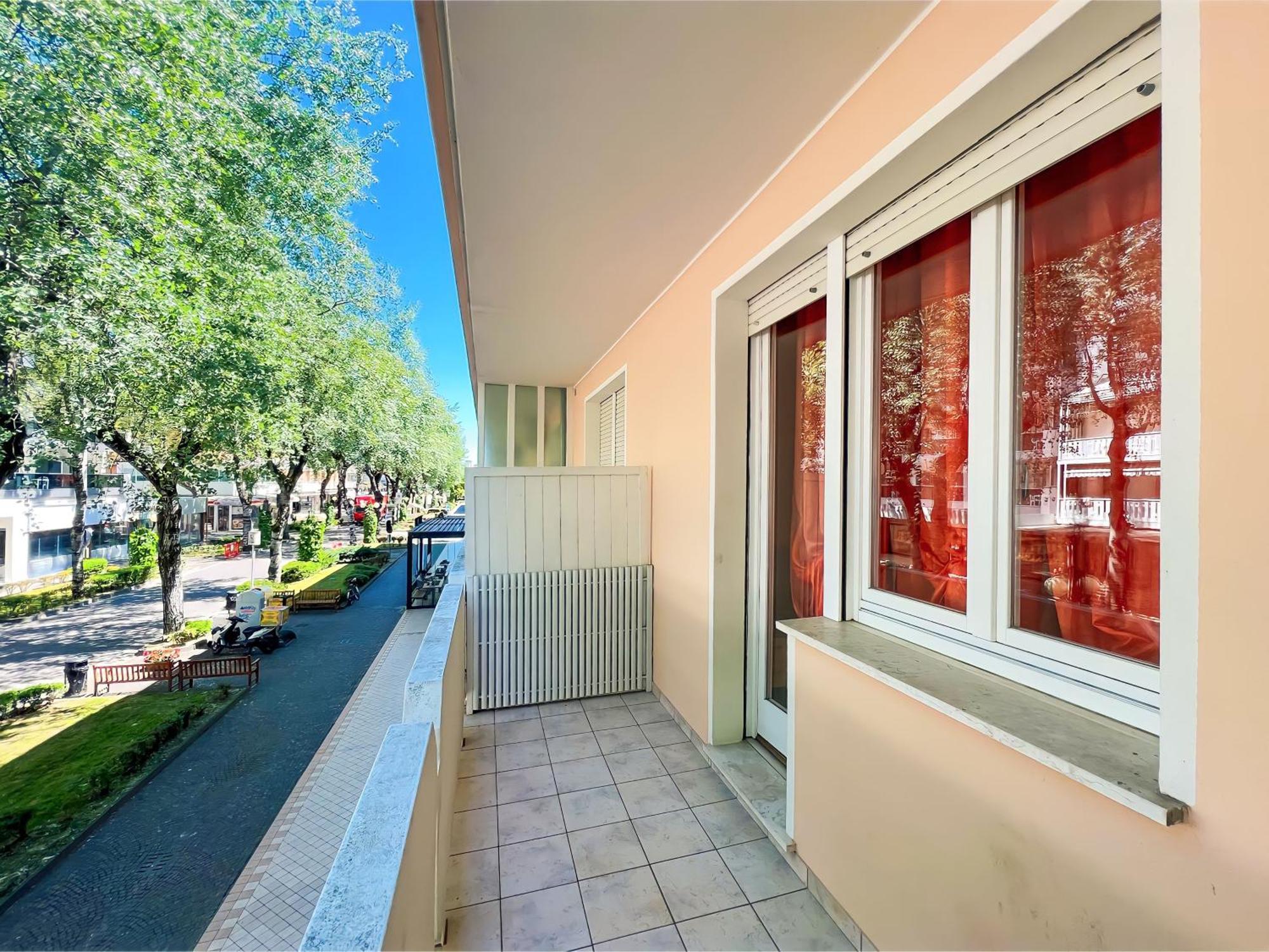 Residence Bussola Бибионе Экстерьер фото