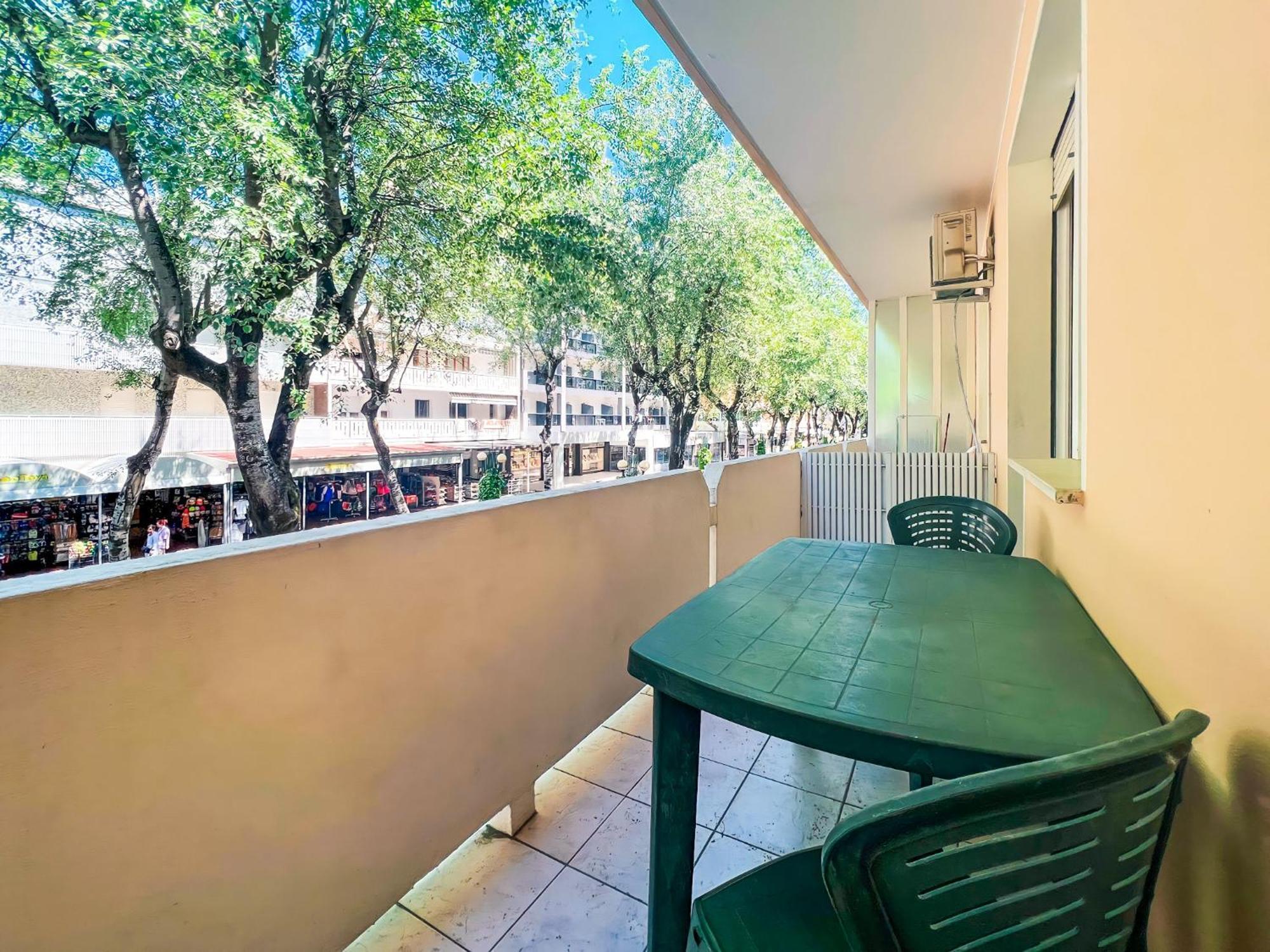 Residence Bussola Бибионе Экстерьер фото
